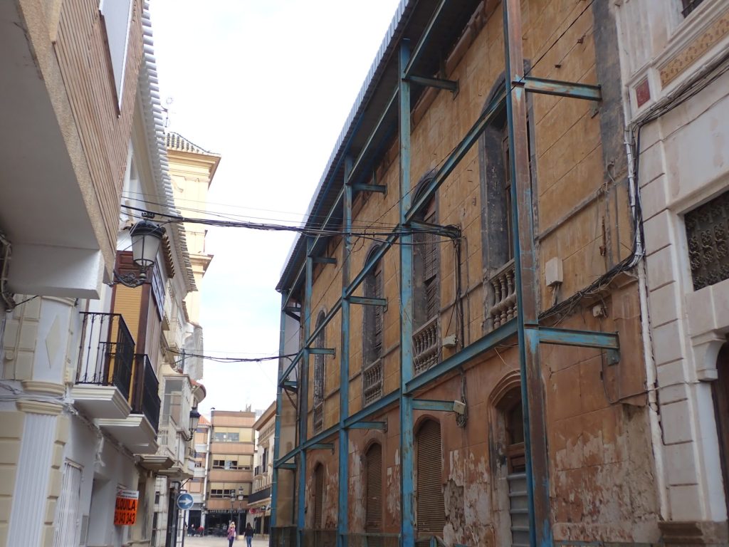 Fachada del Casino de Huércal-Overa a la calle Enrique García, estado previo