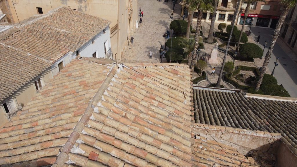 Vista aérea del antiguo Casino de Huércal-Overa y de la Plaza Cura Valera antes de la rehabilitación