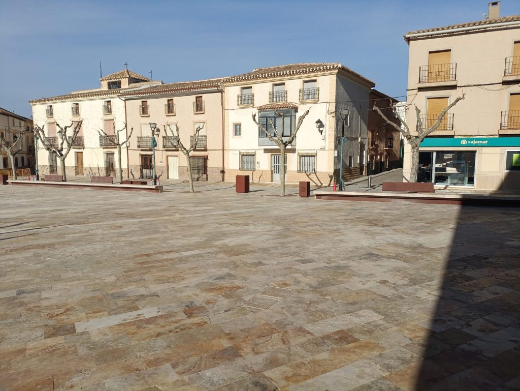 Vista general de la Plaza de la Encarnación de María tras la peatonalización